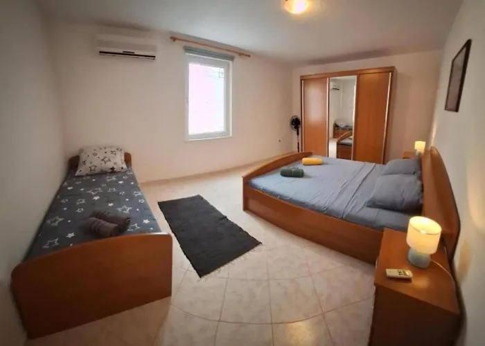 Pensjonat Granda Tolic 3*