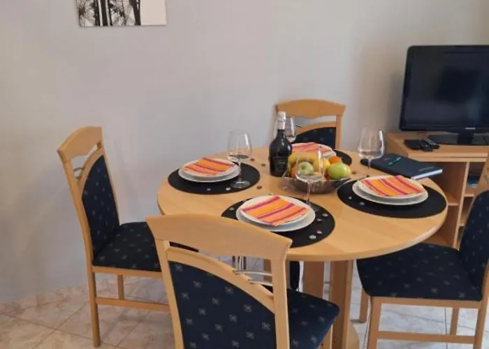 Granda Tolic Biograd Na Moru