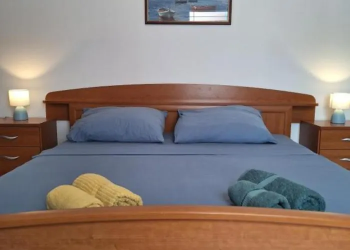 Guest house Granda Tolic 3*