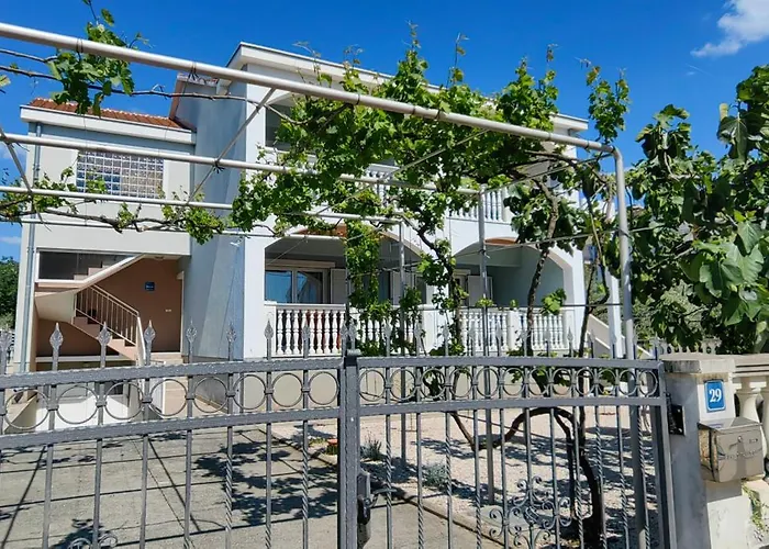 Granda Tolic 3* Biograd Na Moru