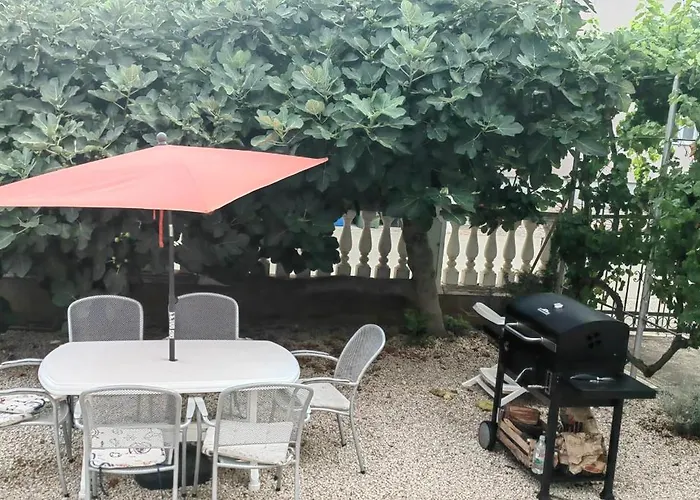 Guest house Granda Tolic